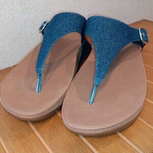 FitFlop Women's Size 10 The Skinny Toe Post Denim Blue Thong Sandals Casual